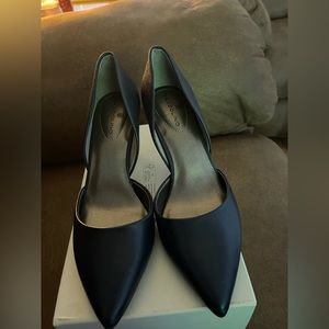 Brand New Bandolino Grenow3 D’orsay Pumps